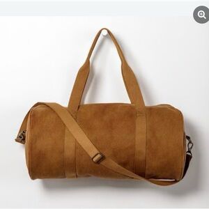 NWT Thirty-One Dare to Duffle Tan Bag